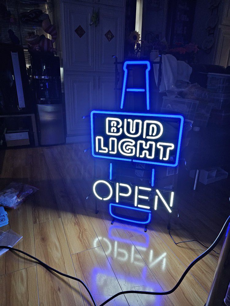 Neon Beer Sign 