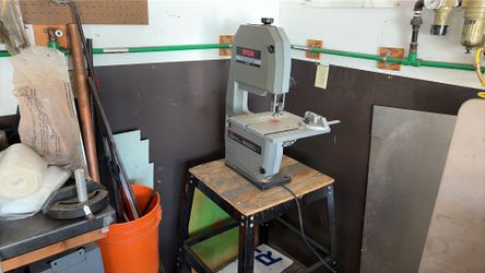 9” Ryobi Band saw with table