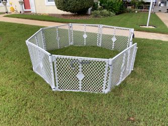 8 Panel Play Yard