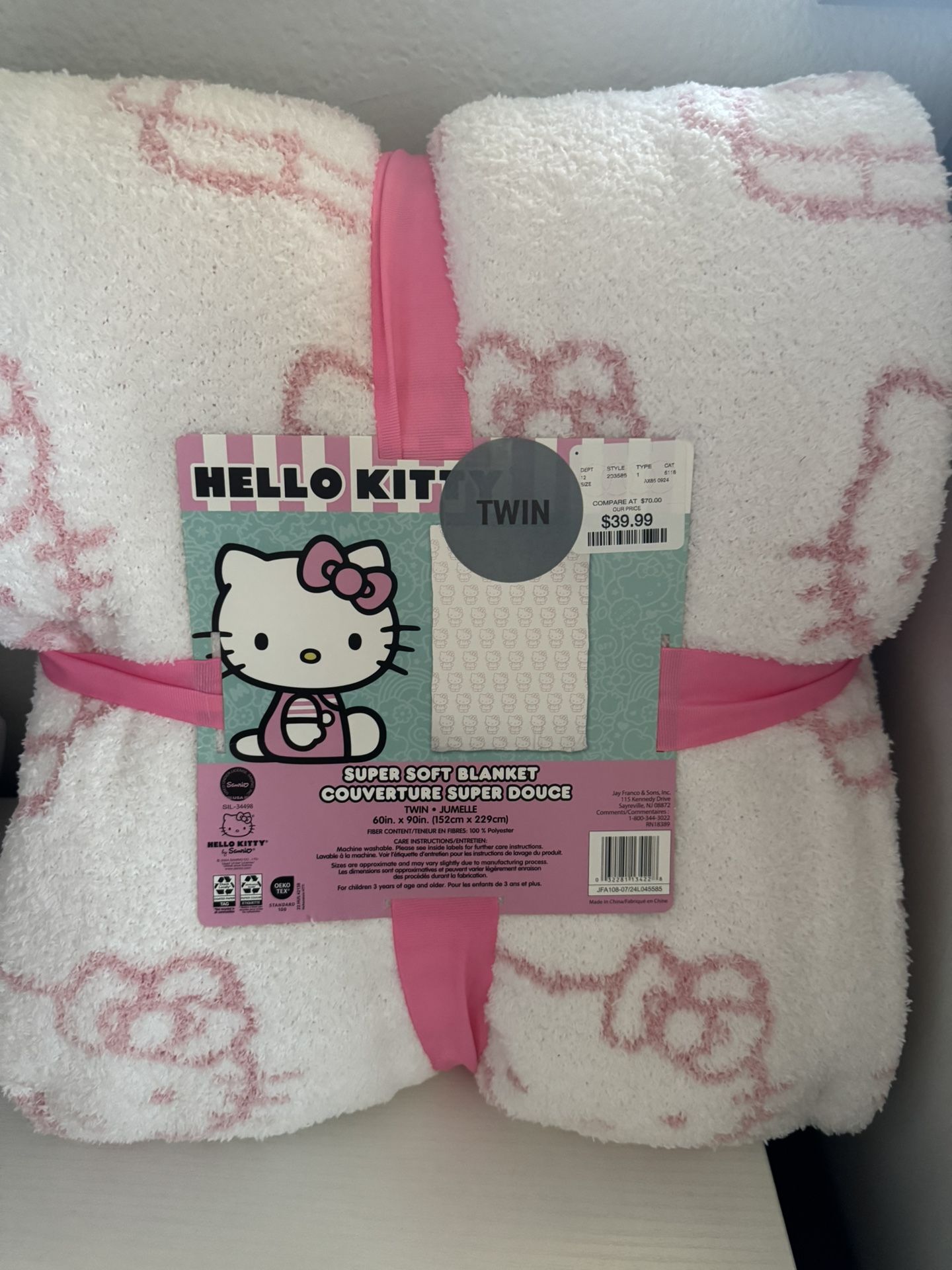 Hello Kitty Twin Blanket