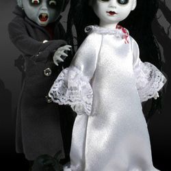 Living Dead Dolls - Nosferatu and Victim Exclusive