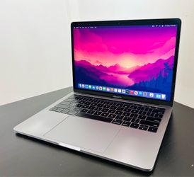 MacBook Pro 13 inch Touchbar