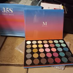 Morphe Eyeshadow Pallet