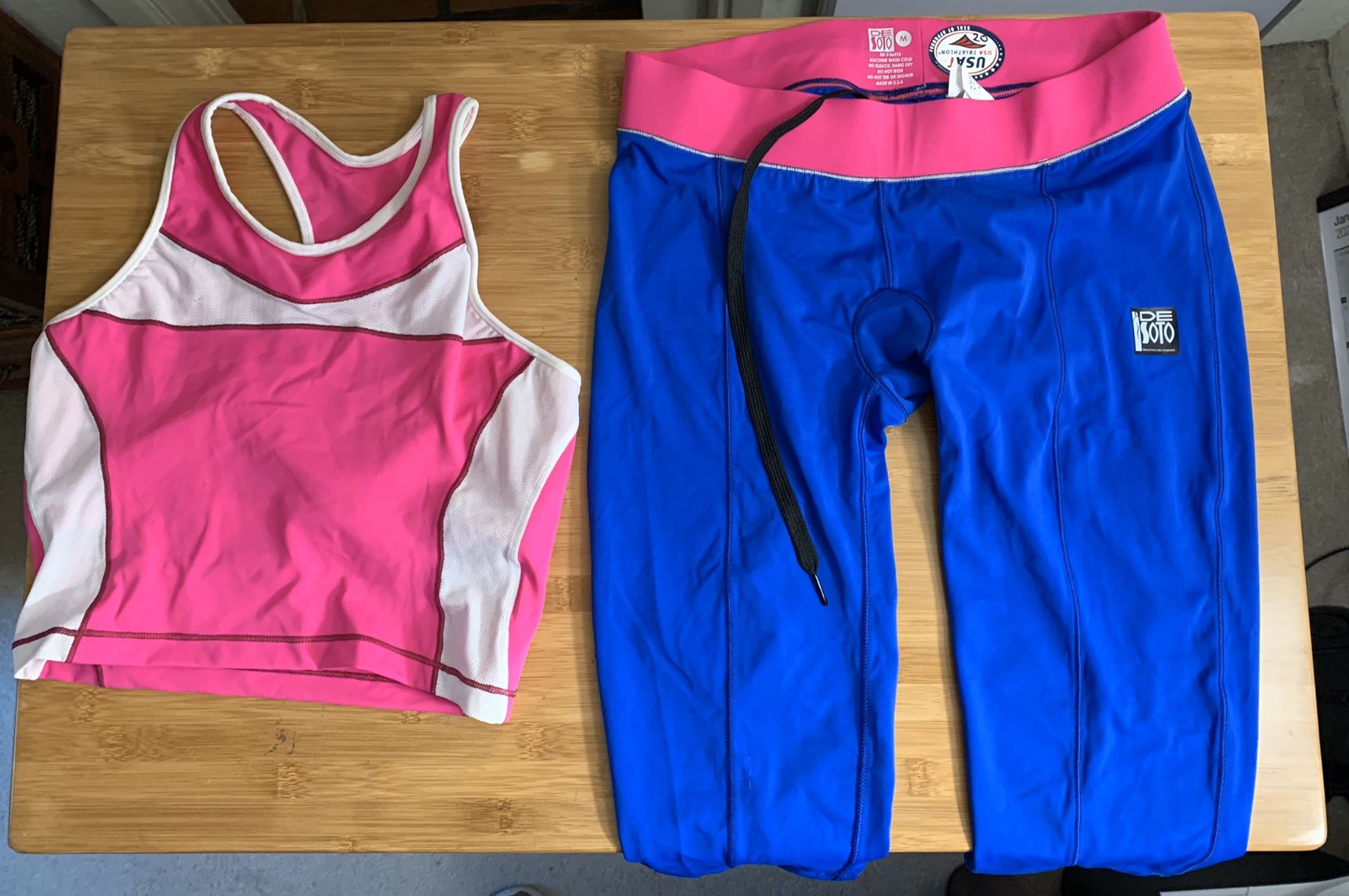 De Soto Sport Women’s Triathlon Top and Bottom Medium Never Worn