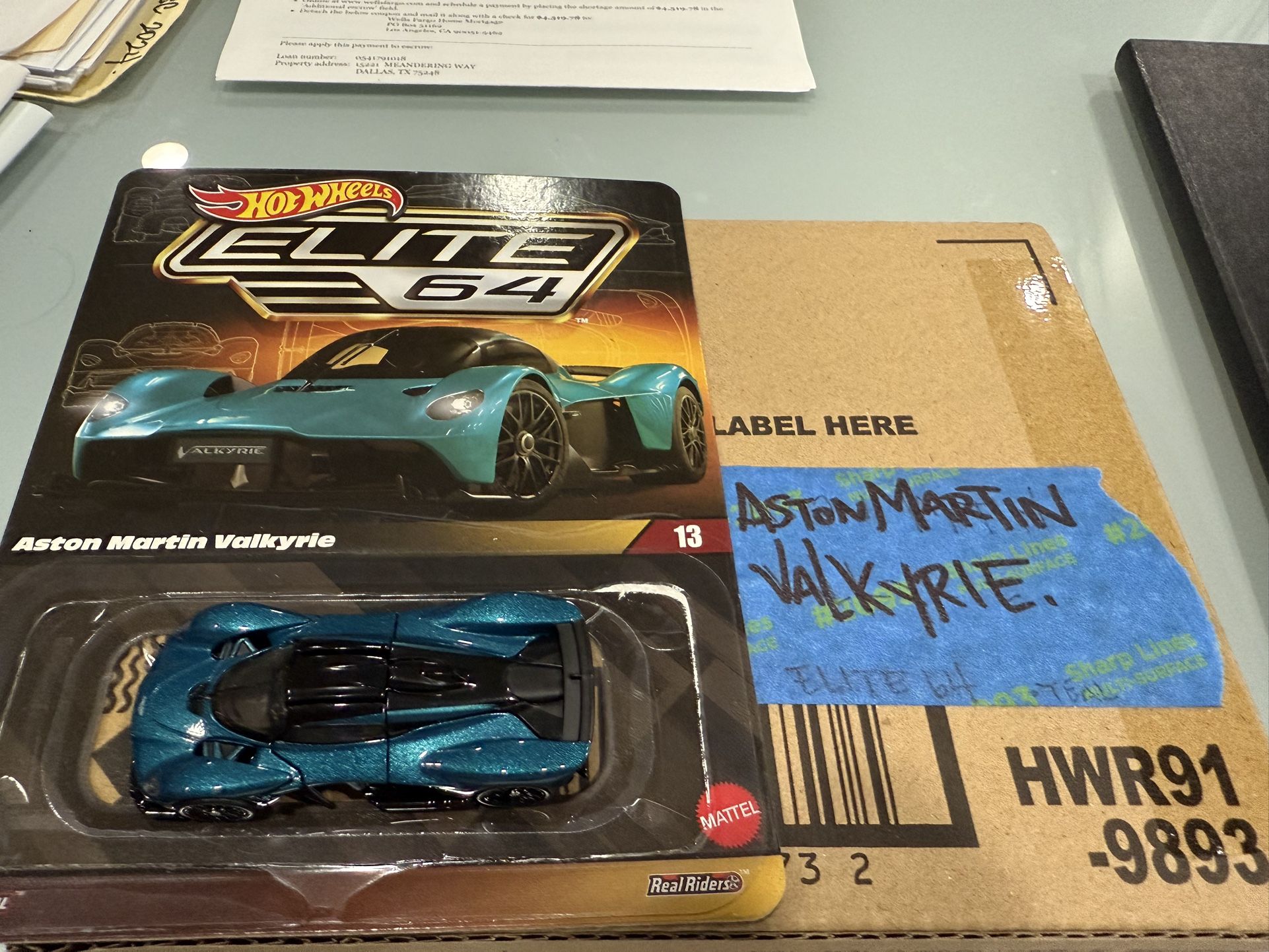 Hot Wheels Aston Martin Valkrie Elite 64