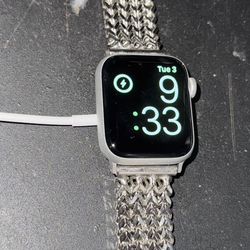 Apple Watch SE 2nd Gen