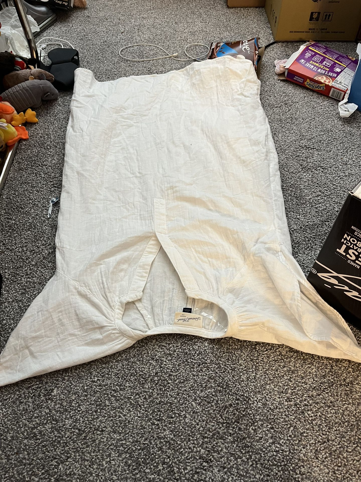 Universal Thread White T-Shirt, Dress Size Xs