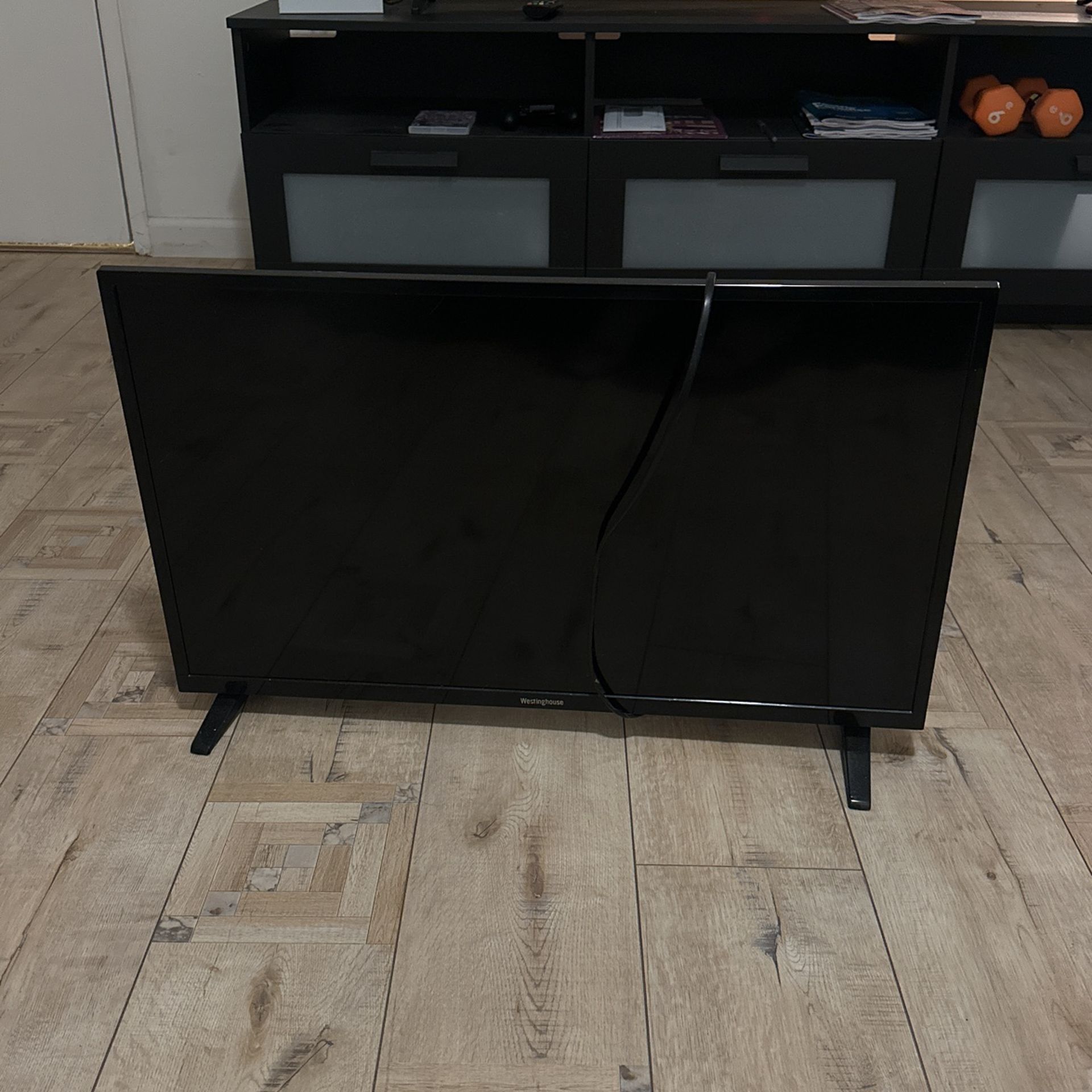 TV Westinghouse 32 Inch