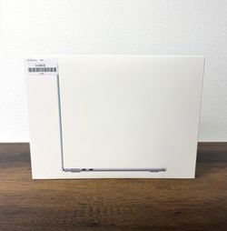 13.6" MacBook Air M4 10 Core*512GB SSD*24GB RAM
