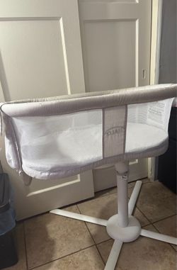 Halo bassinet