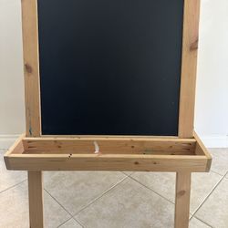 Chalkboard and magnetic Art Easel