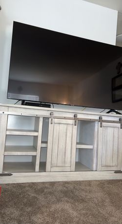 Samsung 70in TV 7series