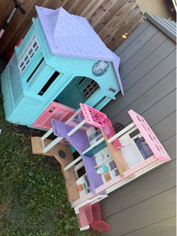 Barbie house / LOL house