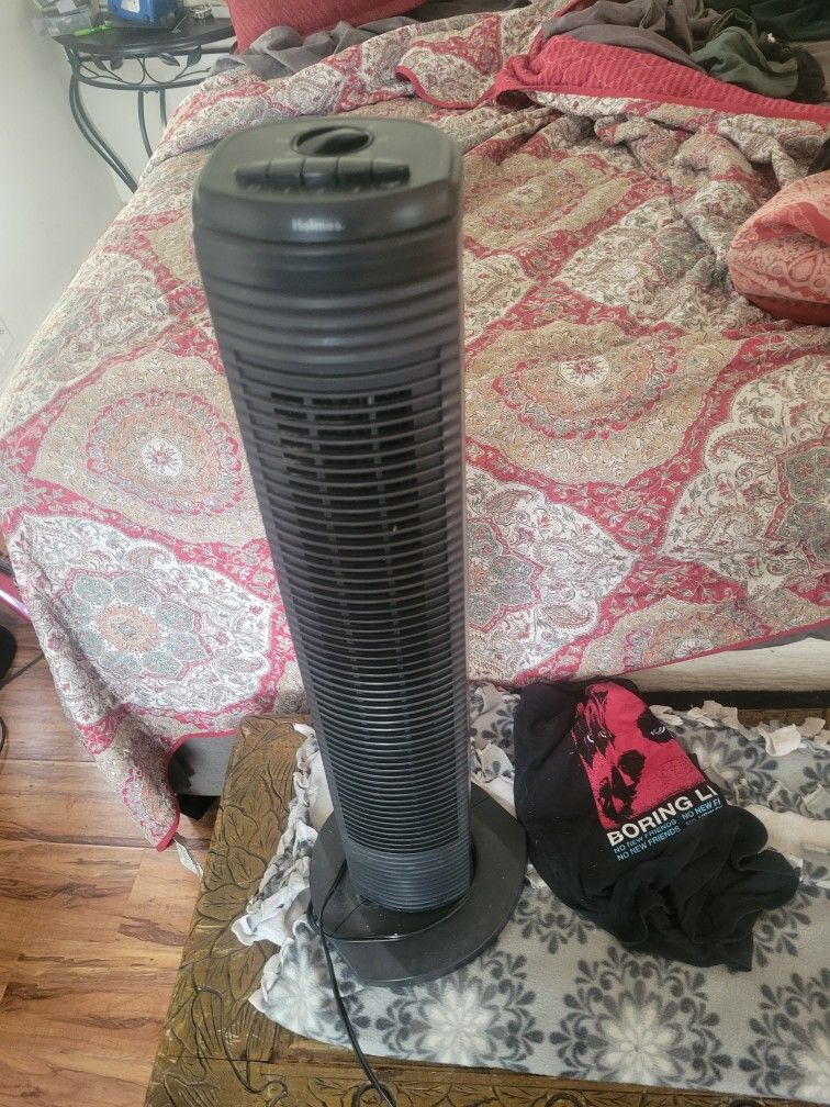 Holmes Mutli Speed Oscilating Tower Fan