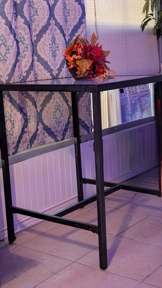 π FOR SALE: Modern Frosted Glass Table β Indoor/Outdoor Versatility π