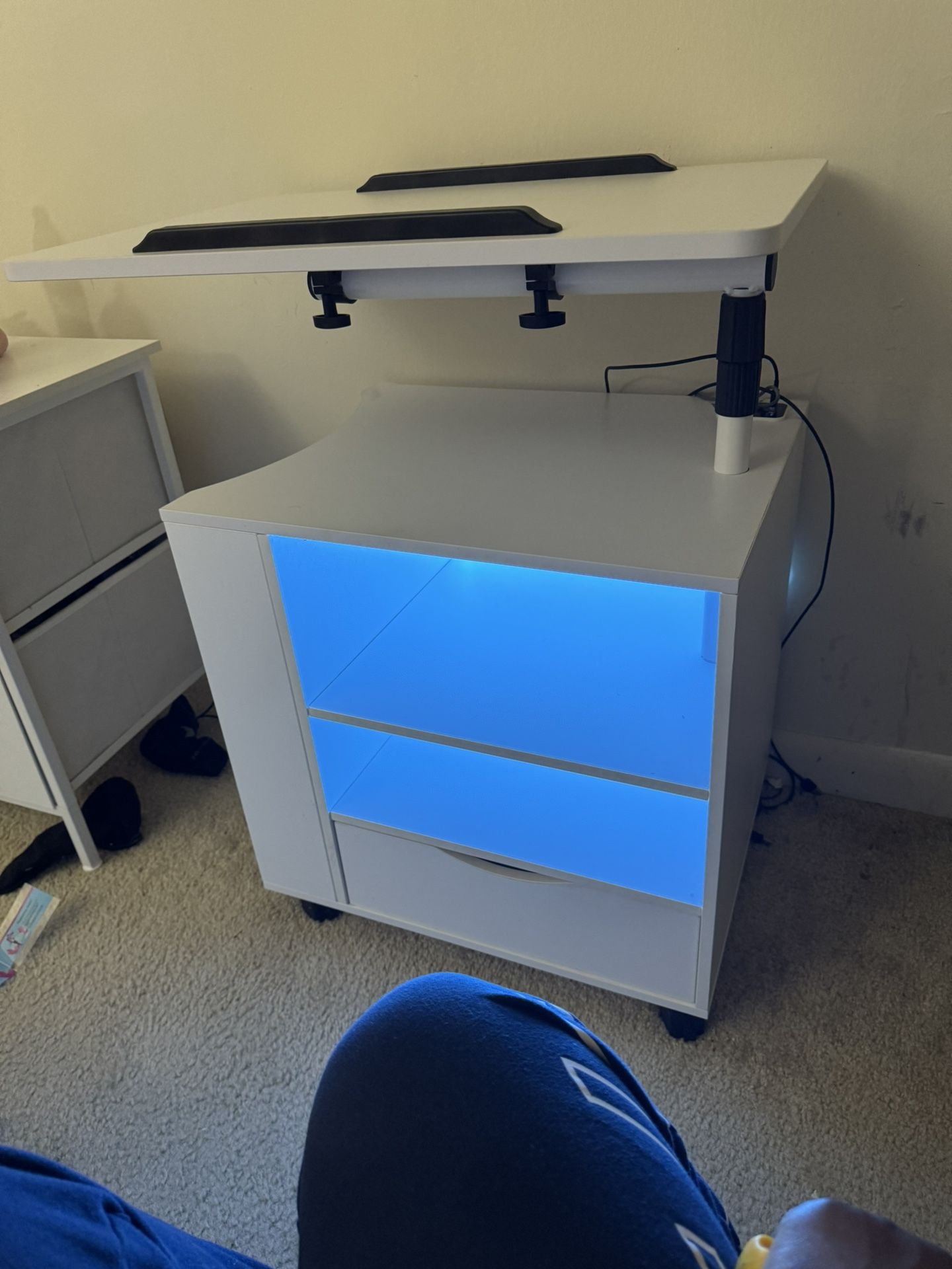 Giantex Nightstand with Charging Station and LED Lights, Modern Bedside Table Workstation with 360° Swivel Laptop Tray, Storage Shelf, Drawer, White S