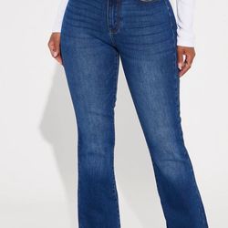 Boot Cut Jeans 