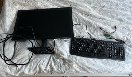 Logitech Keyboard with Monitor and Cables