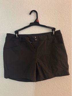 Women’s athletic material shorts