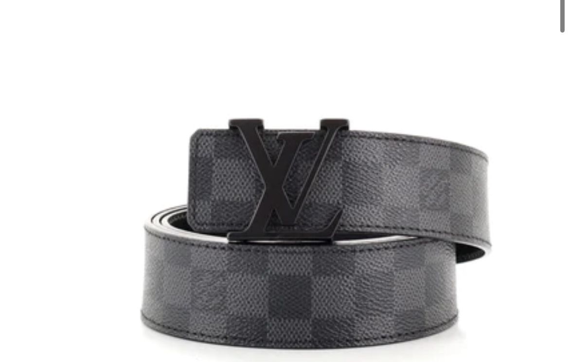 Loui Vuitton Belt 