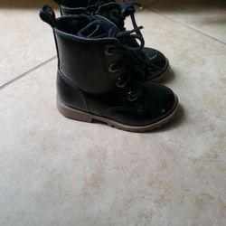 Almost New Toddler Girl Booties