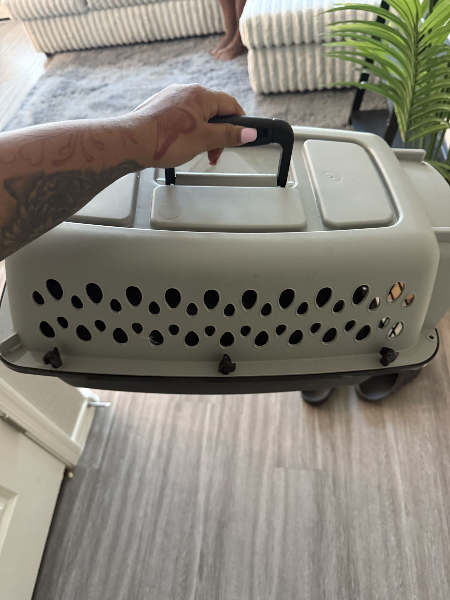 Portable Kennel For small Dogs/puppies