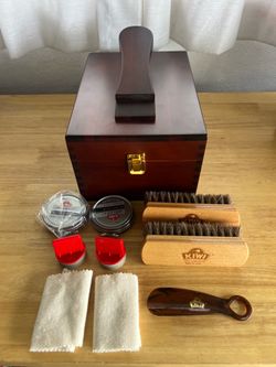 New KIWI Select Wooden Shoe Valet Kit