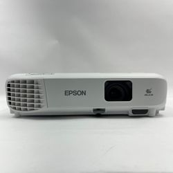 Epson VS260 1024 x 768 XGA 3,300 Lumens 3LCD Projector H971A