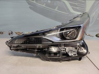 2019-2022 TOYOTA PRIUS LEFT LED HEADLIGHT 