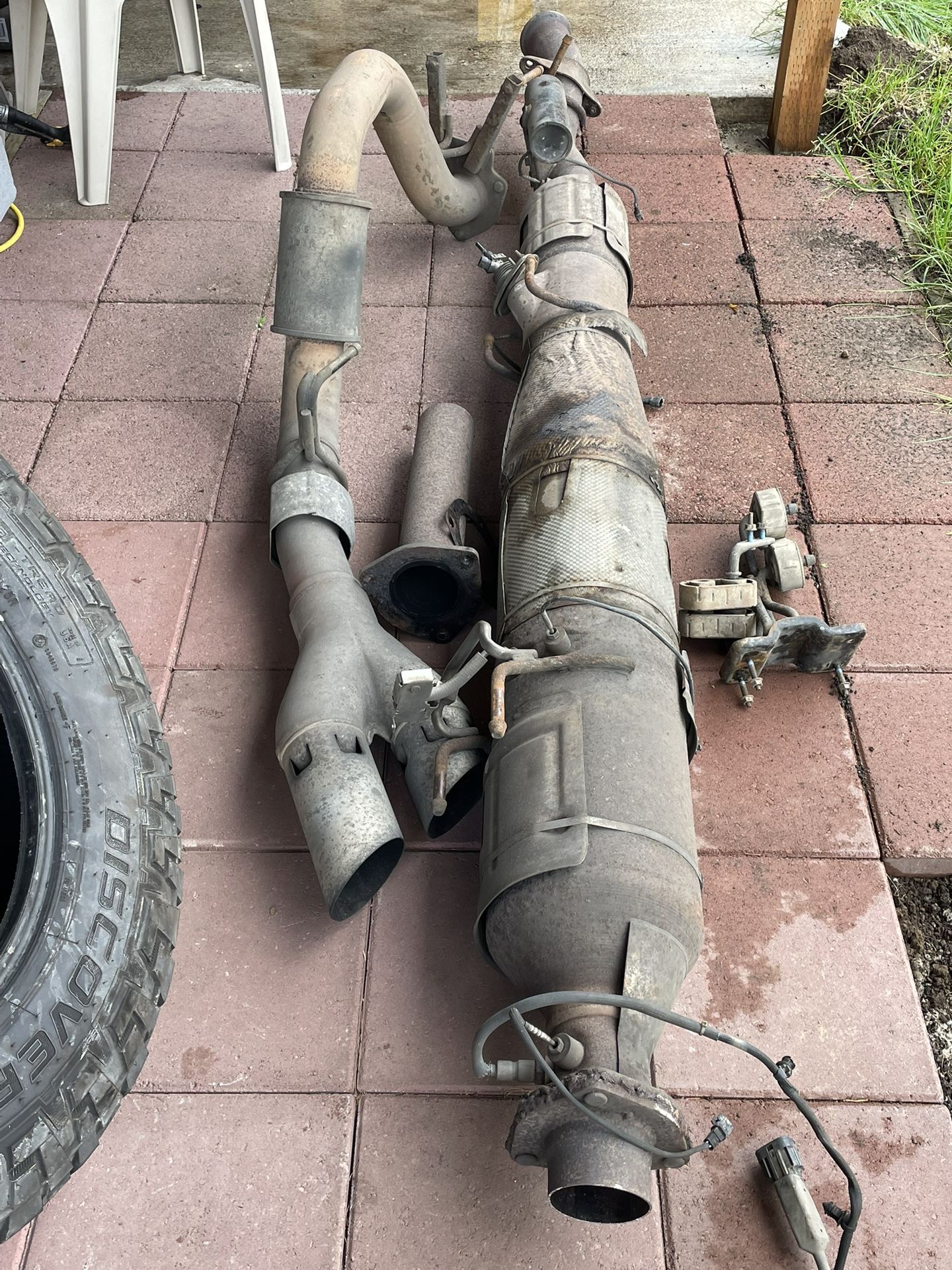 F350 Factory Emissions system and exhaust