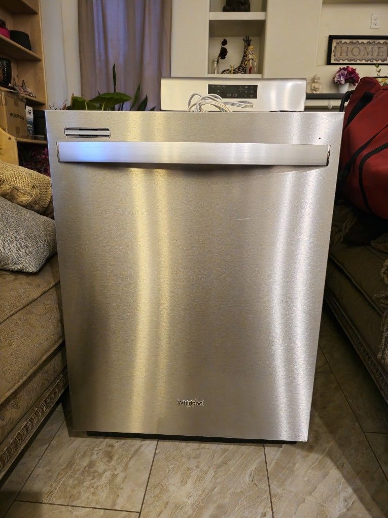 Whirlpool Dishwasher