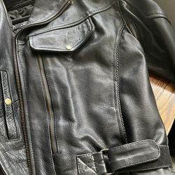 Men’s Size 38 Leather Motorcycle Jacket 