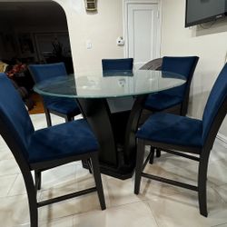 Dinning Room Glass Table 6 Blue Chairs