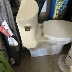 Swiss Madison Toilet