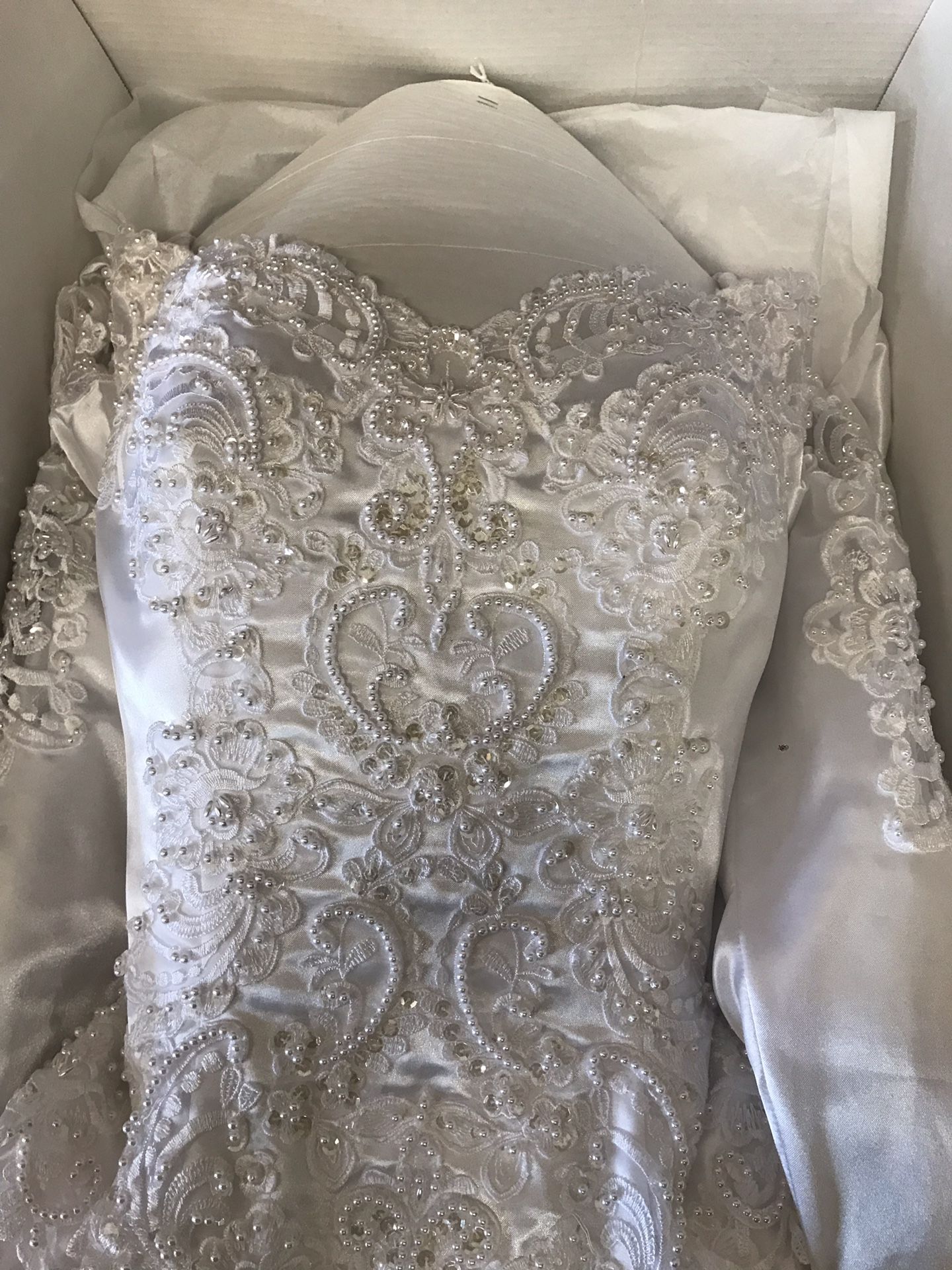 David’s bridal wedding gown