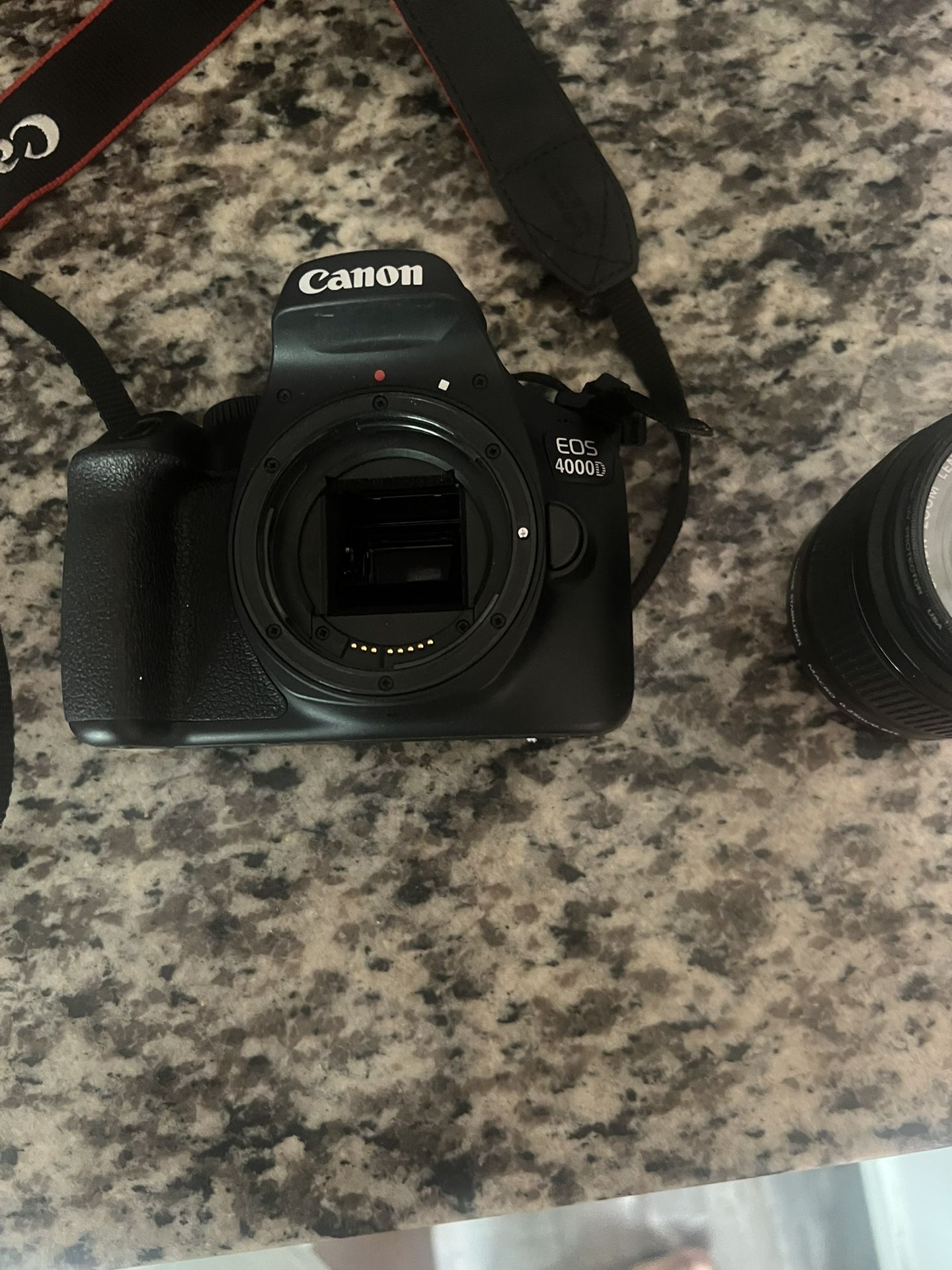 Canon 4000D
