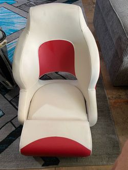NEW MC Captain’s chair with BOLSTER
