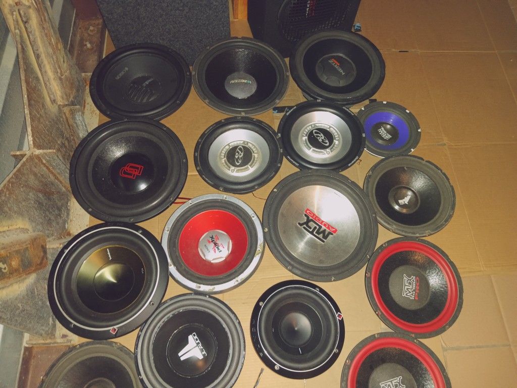 Subwoofers, amplifier collection. Price OBO 8-in, 10-in, 12-in, 15-in. FREE DELIVERY DEMO PORTLAND VANCOUVER!