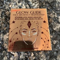 NEW CHARLOTTE TILBURY GLOW GLIDE FACE ARCHITECT HIGHLIGHTER IN GILDED GLOW FULL SIZE $22!!