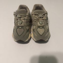 New Balance Green