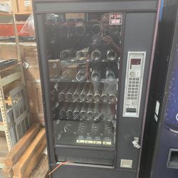 AP SNACk vending machine works perfect