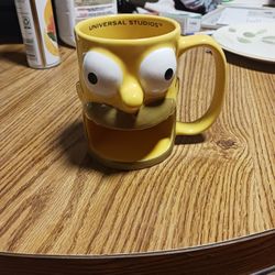 Universal Studios Exclusive The Simpsons Ceramic Homer Mug New