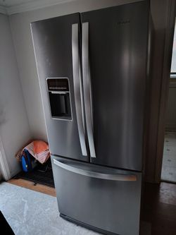 New Whirlpool french door refrigerator read at