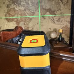 PREXISO Green Laser Level w/ Tripod & Batteries – Works Perfect 