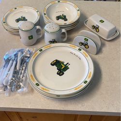 John Deere Tractor 4 Piece Place Setting Licensed