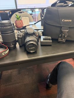 Canon EOS Rebel T7 DSLR Camera Bundle
