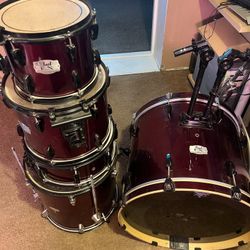 Complete Pearl Drum Set