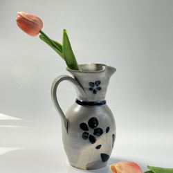 Vintage Williamsburg Salt Glazed Pottery Pitcher / Vase. Heavy, Well Made! 