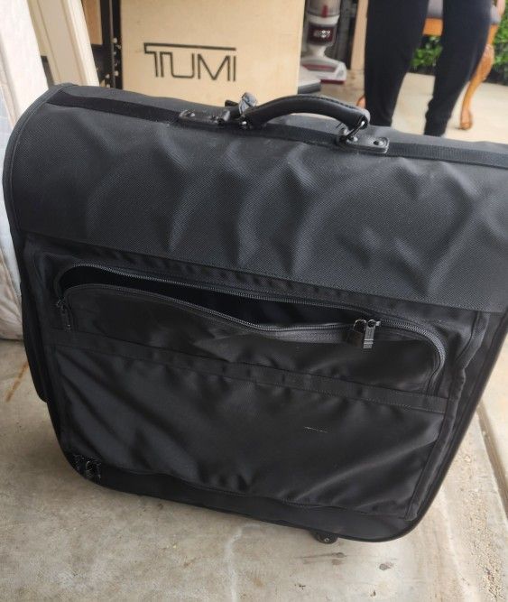 Tumi 4 Wheeled Garment Bag
