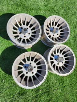 Yes Still Available $200 14X7 5x4.75